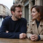Ein Paar genießt ein Gespräch bei Kaffee in Bern